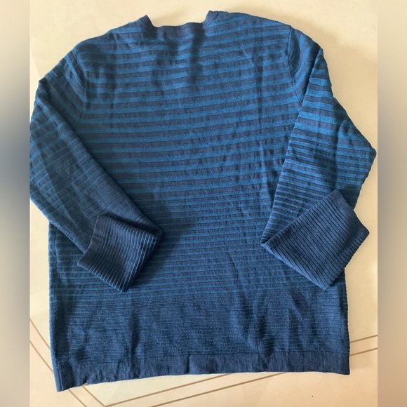 Calvin Klein Men’s Sweater - Picture 13 of 16